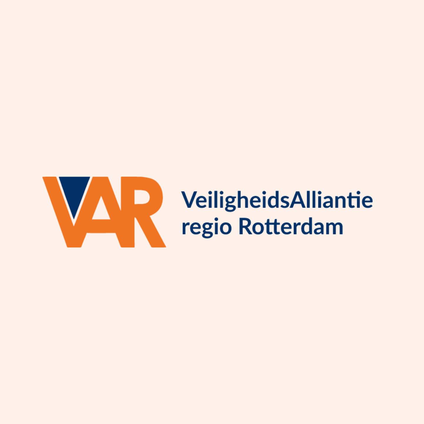 VAR (1)